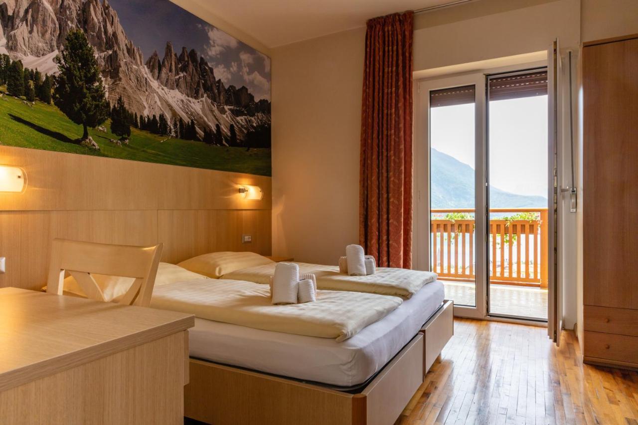 Hotel Lory - Molveno - Dolomiti Ngoại thất bức ảnh