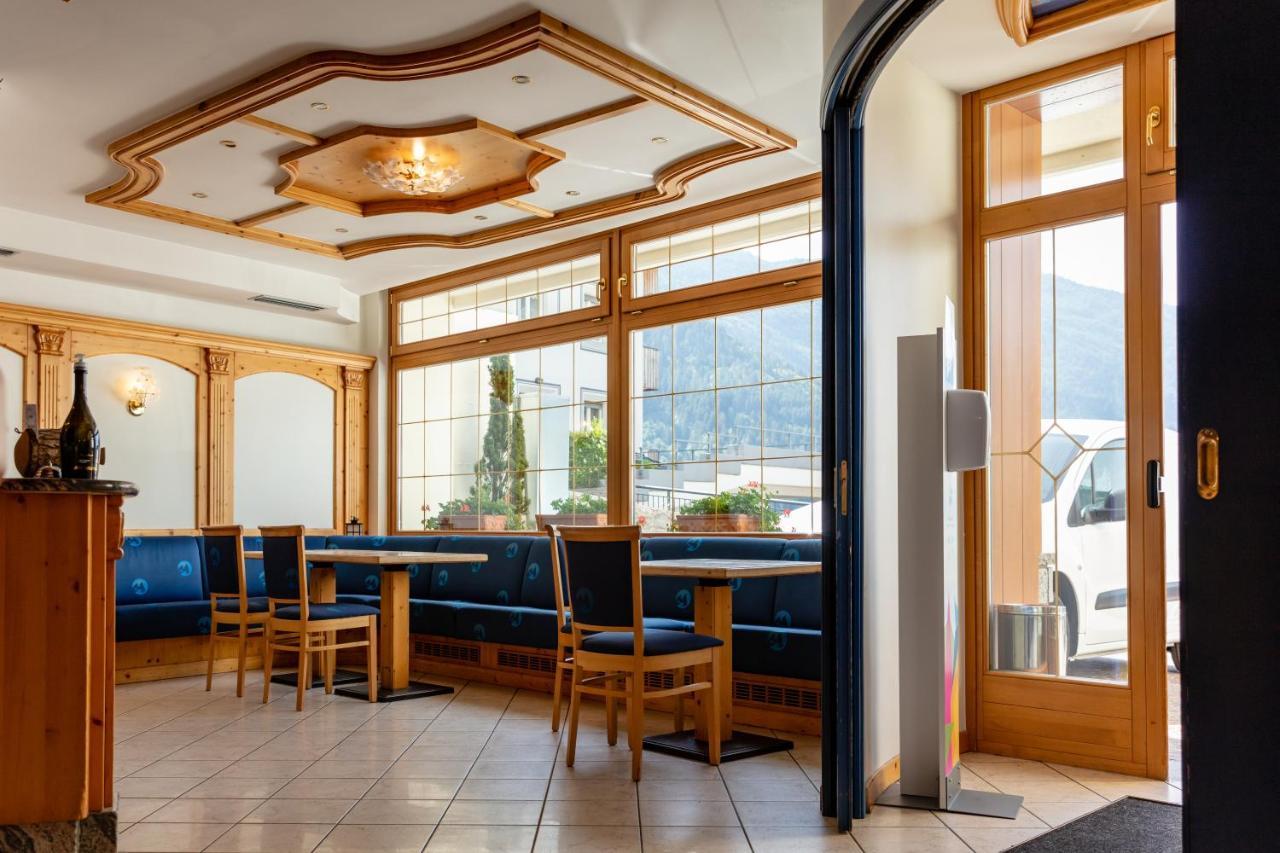 Hotel Lory - Molveno - Dolomiti Ngoại thất bức ảnh