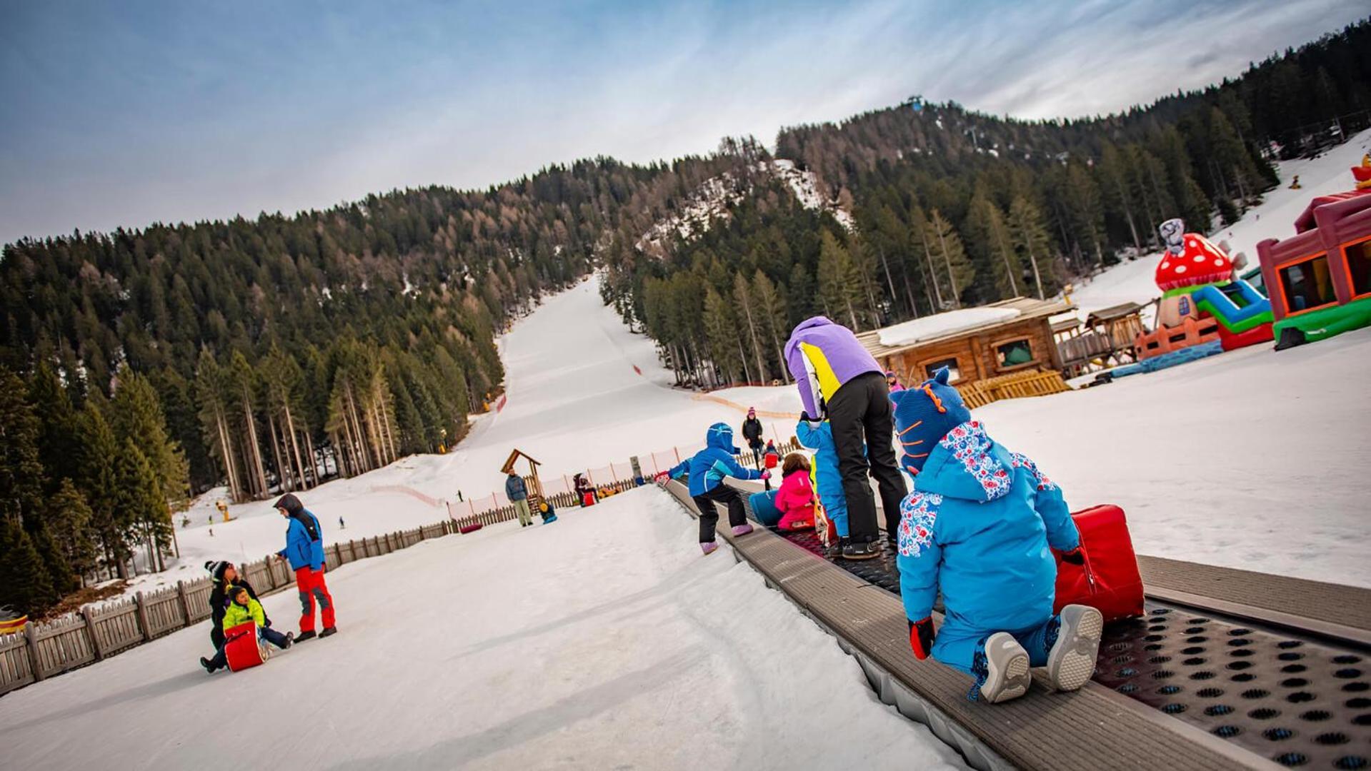 Hotel Lory - Molveno - Dolomiti Ngoại thất bức ảnh
